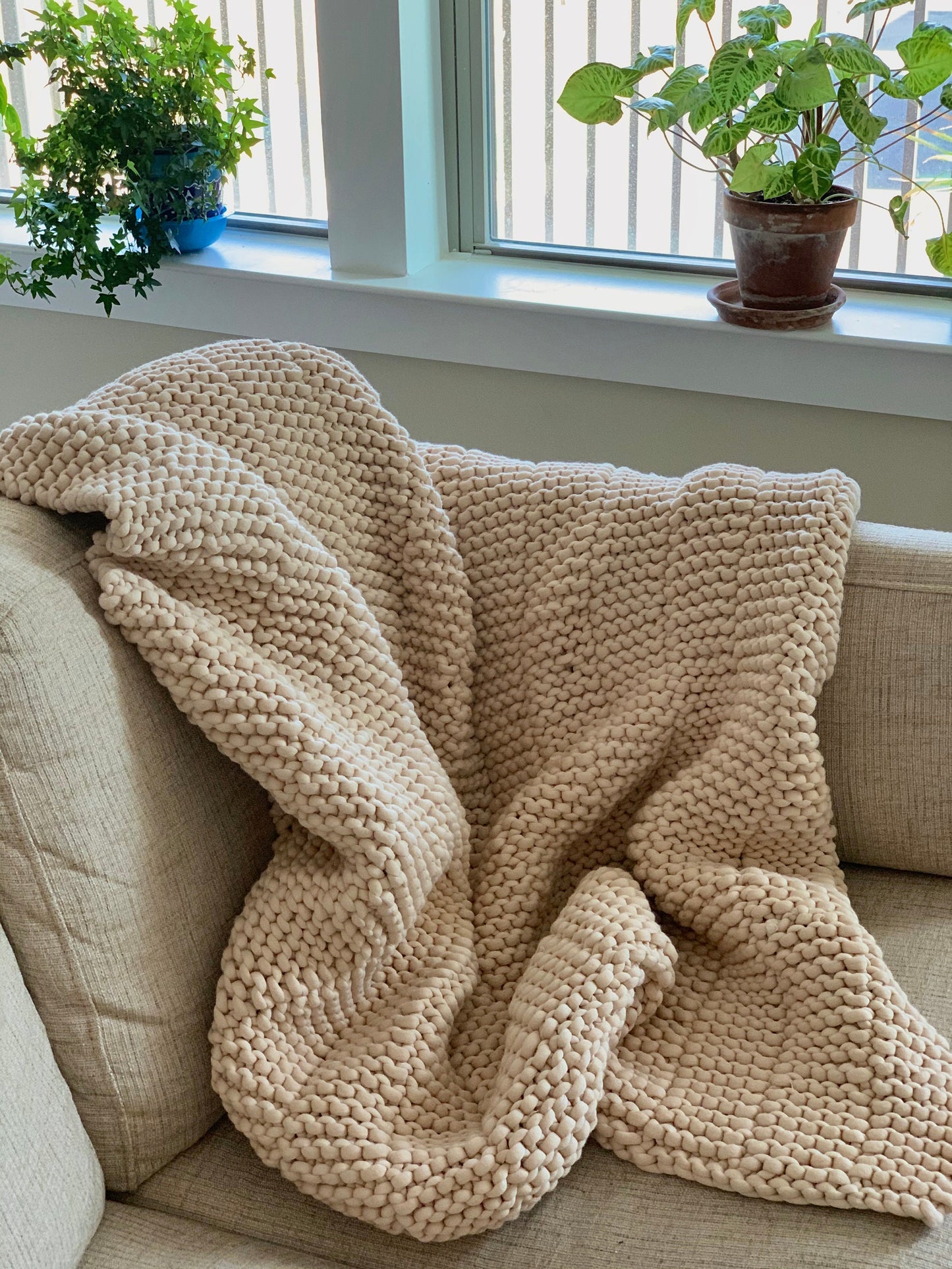 Carova Throw Knitting Pattern